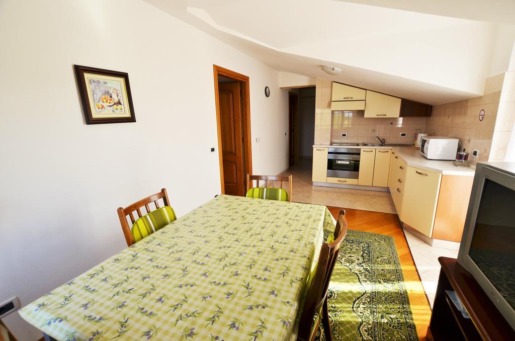 Apartments Sv. Pelegrin Umag Exterior photo