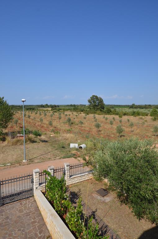 Apartments Sv. Pelegrin Umag Exterior photo